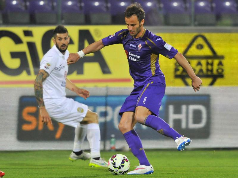 Fiorentina cayó ante el Hellas y le dijo adiós a sus opciones de Champions League