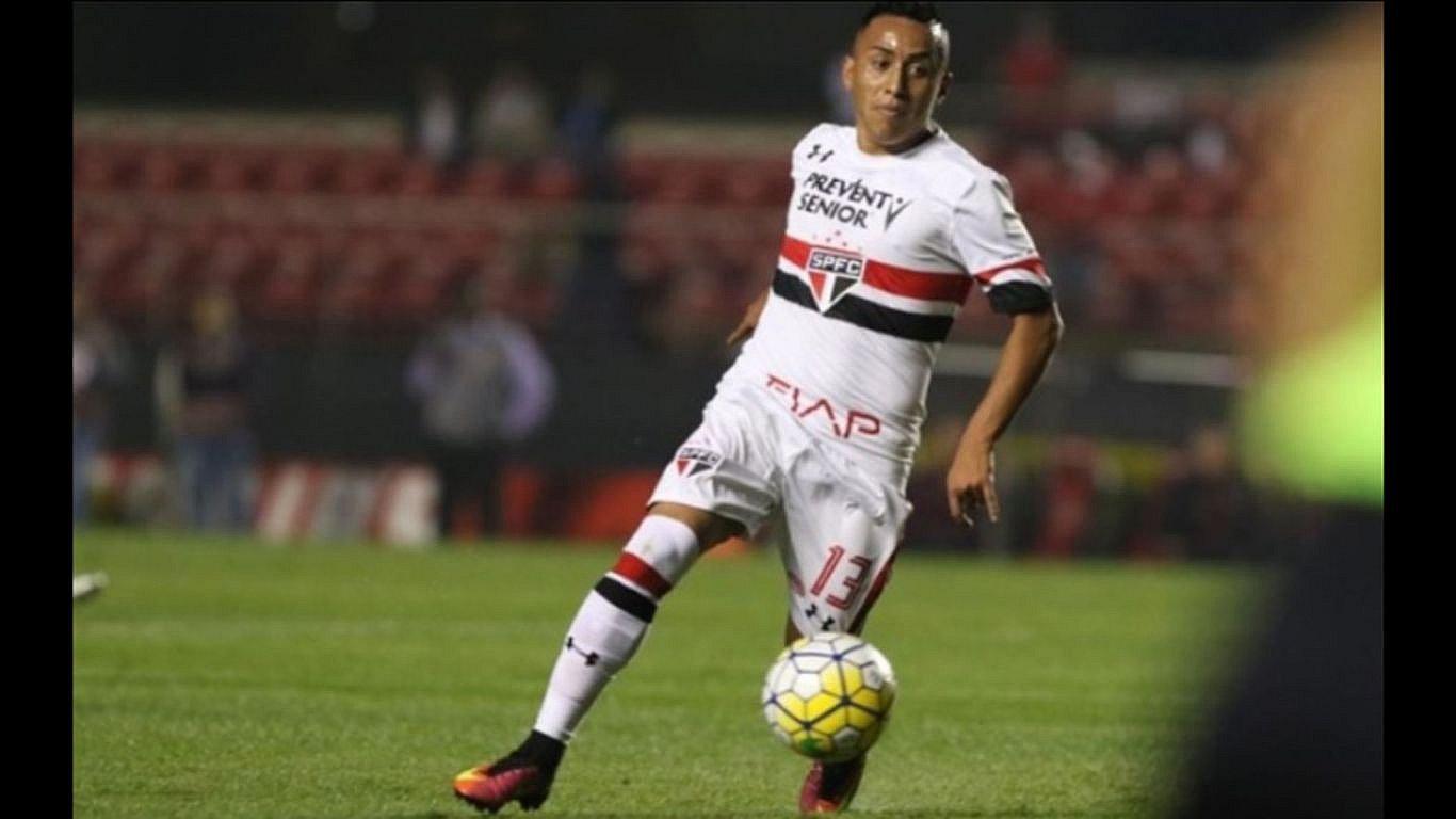 Selección peruana: Christian Cueva elegido el mejor del Brasileirao