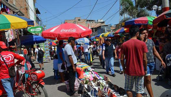 Tumbes: Comerciantes informales invaden avenida principal en Aguas Verdes