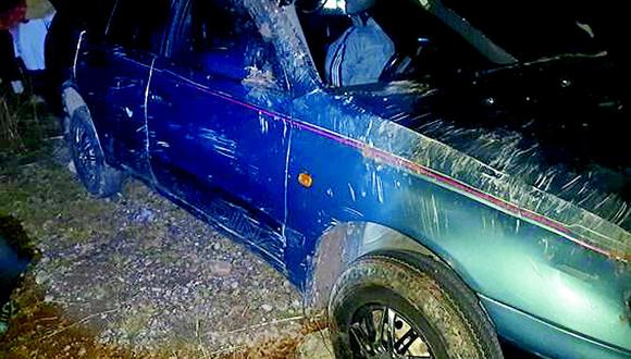 Chofer pierde la vida en despiste de su auto camino al Canipaco