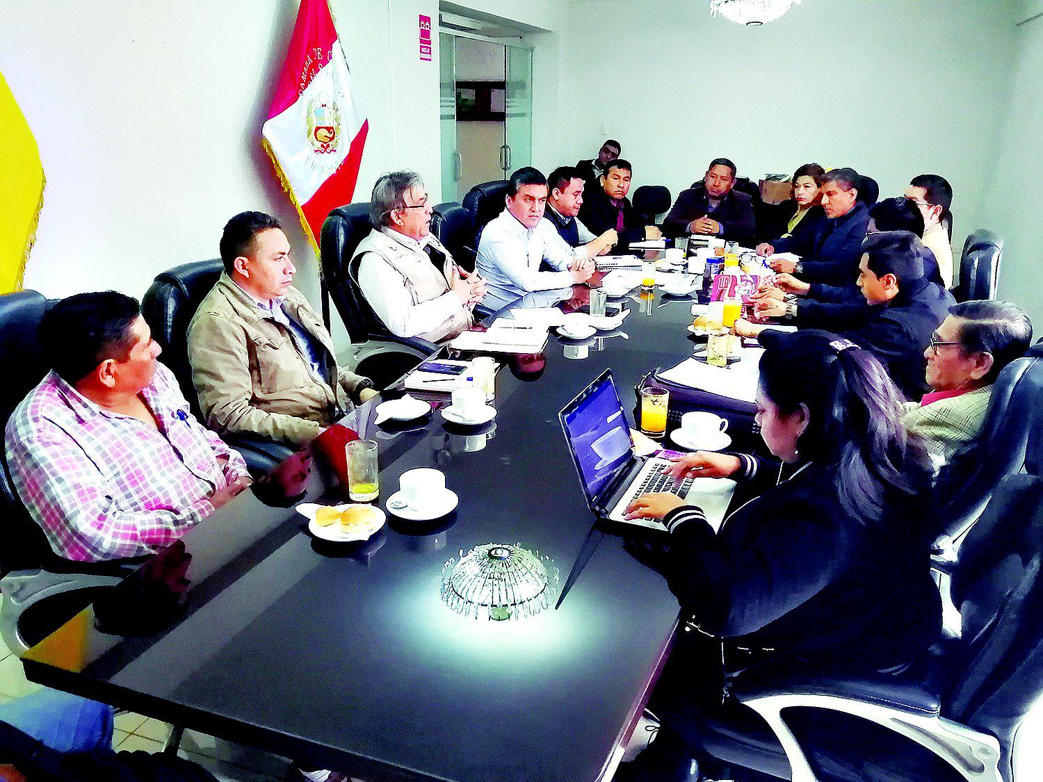 Se instala mesa de diálogo por trabajo para la Vía de Evitamiento 