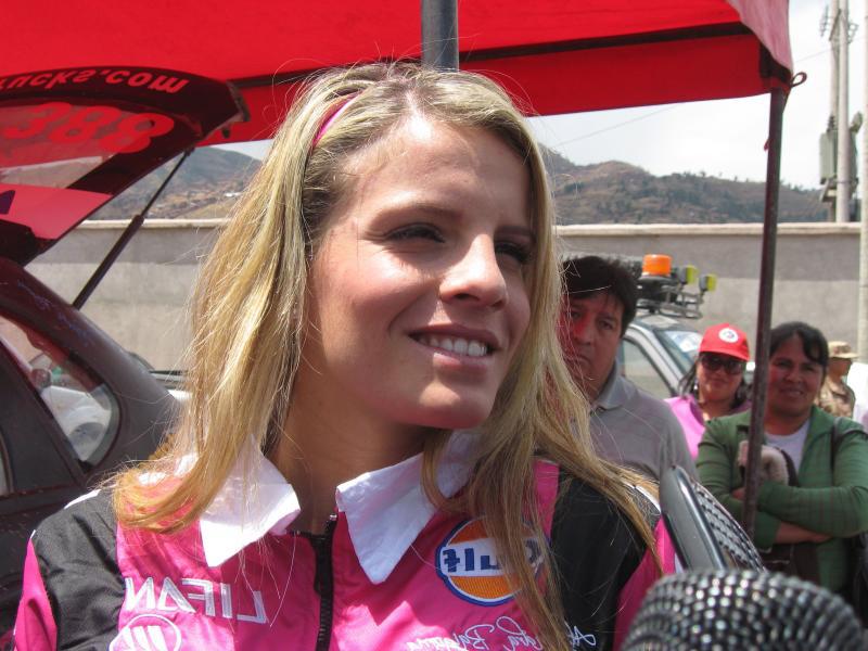 Le organizan fiesta de 15 años que Alejandra Baigorria nunca tuvo