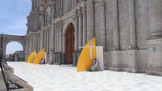 Instalan cuatro confesionarios en el atrio de la Basílica Catedral de Arequipa