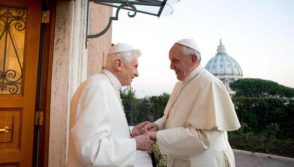 Francisco visita a Benedicto XVI por Navidad