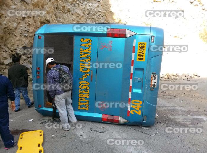 Accidente deja dos muertos en la Vía Los Libertadores