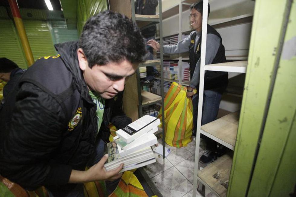 Así fue el operativo de la Policía en la galería Polvos Grau (FOTOS)