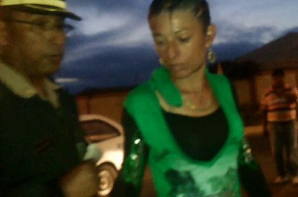 Con el cuento de leer la suerte gitana chilena roba a comerciante