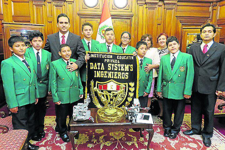Escolares iqueños representarán al Perú mundial de robótica
