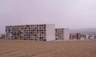  Inician campaña para identificar seis mil tumbas en cementerio de Villa El Salvador  