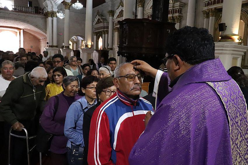 Fieles celebraron el inicio de Cuaresma
