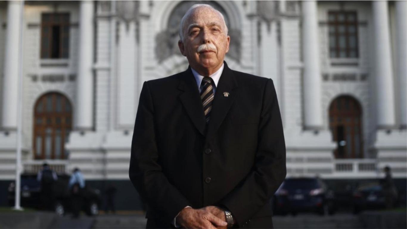 El excongresista Carlos Tubino se mostró de acuerdo con la decisión del presidente Vizcarra de cambiar de titular en el Ministerio de Salud. Foto: GEC