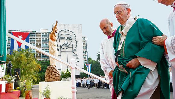  Papa Francisco se reúne con  Fidel Castro en su visita a Cuba 