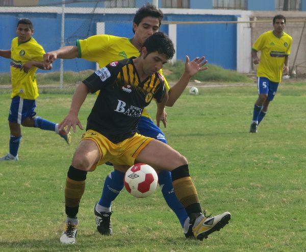 Mariscal Nieto gana 2-1 a Futuro Majes en Ilo