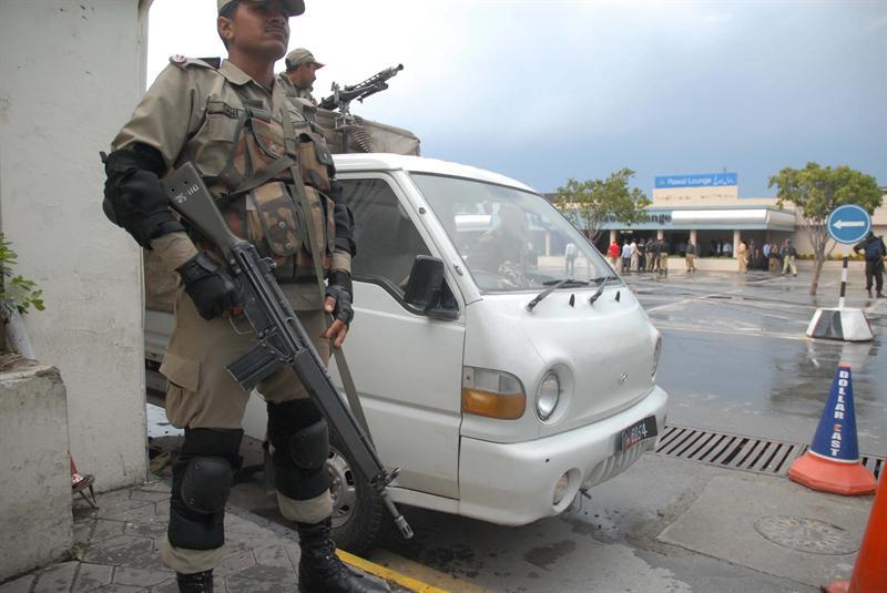 Pakistán: Ataque insurgente deja siete muertos