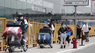 Gobierno aumentará aforos en aeropuertos a nivel nacional y número de vuelos