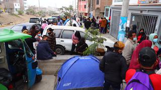 Lomo de Corvina: Exinvasores acampan en calles (FOTOS)