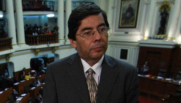 Jaime Delgado renunciaría a Gana Perú tras debatir el tema de las AFPs