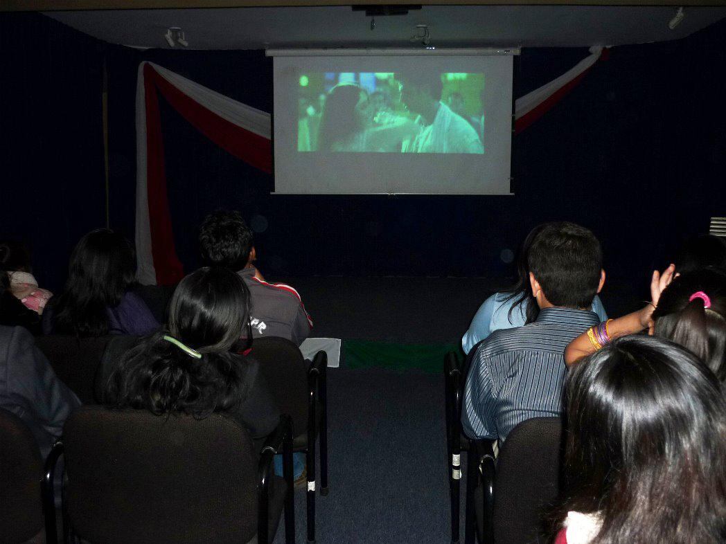 Con "Kal ho naa ho" inicia ciclos de cine hindú en la cinemateca UPT