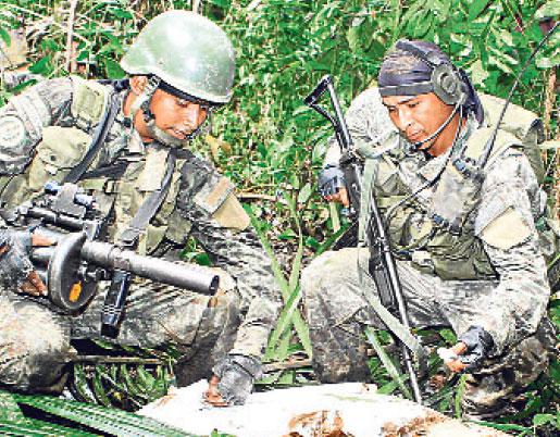 Ejército sufre una baja tras enfrentar banda de narcos extranjeros