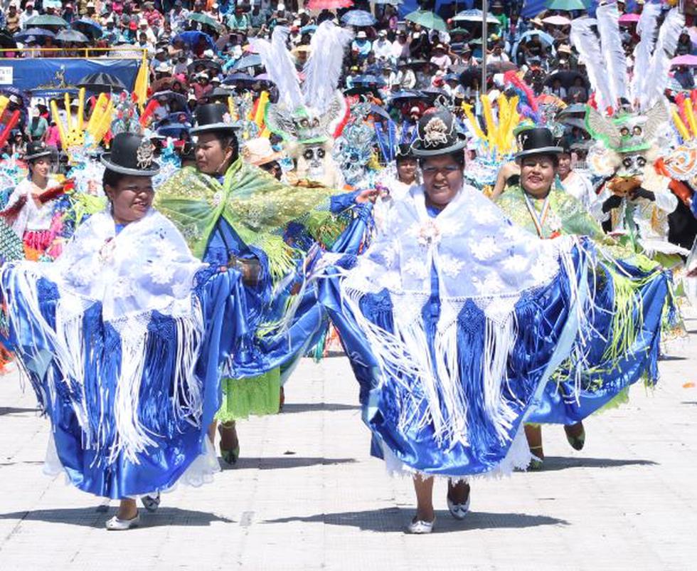 Candelaria: Vistosos trajes en parada folklórica (FOTOS)