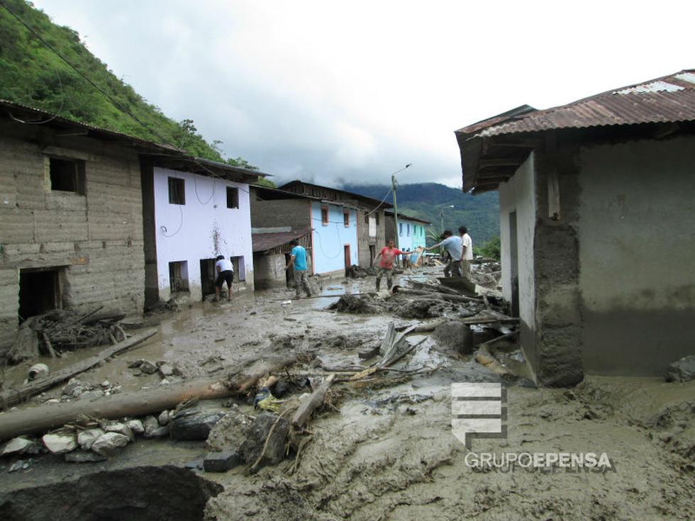 FOTOS: En Monobamba 300 personas sufren de sed y hambre tras huaicos