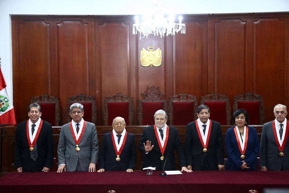Tribunal Constitucional admite demanda competencial que busca restituir el Congreso