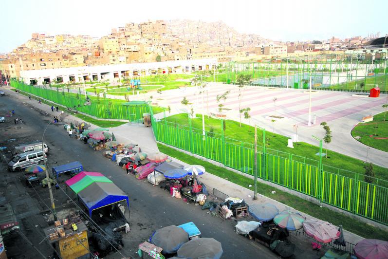 Pese a ser inaugurado, el Parque del Migrante continúa cerrado