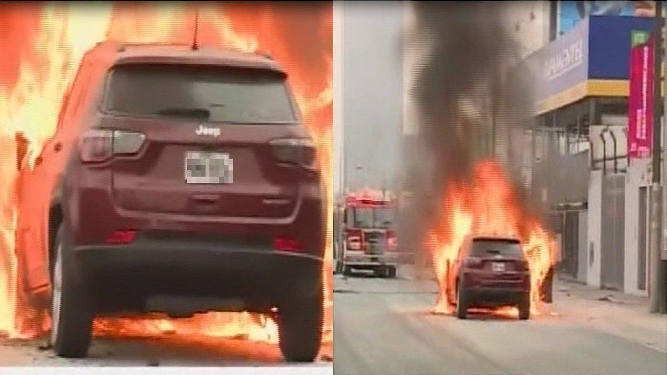 Auto se incendia en medio de la pista en la avenida Javier Prado (VIDEO)