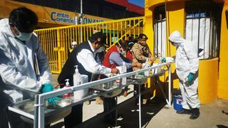 Desinfectan mercados de Arequipa por Semana Santa y amplían horarios