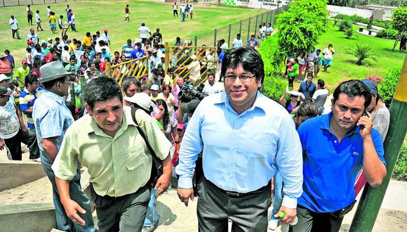 Rennán Espinoza lanza a su hijo a la alcaldía de Puente Piedra 