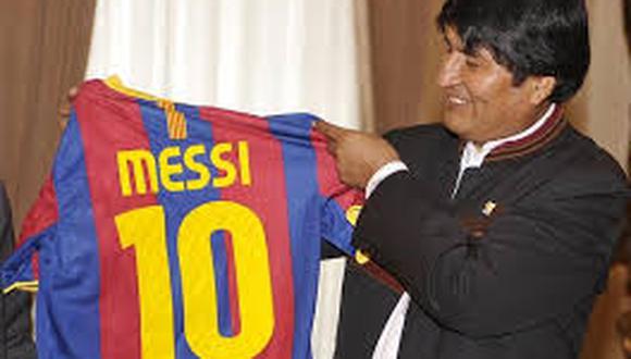 Evo Morales le pidió disculpas al Barcelona FC por ser hincha del Real Madrid