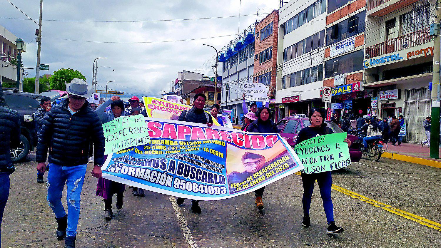 Ama de casa, minero y taxista desaparecen  en la ciudad de La Oroya