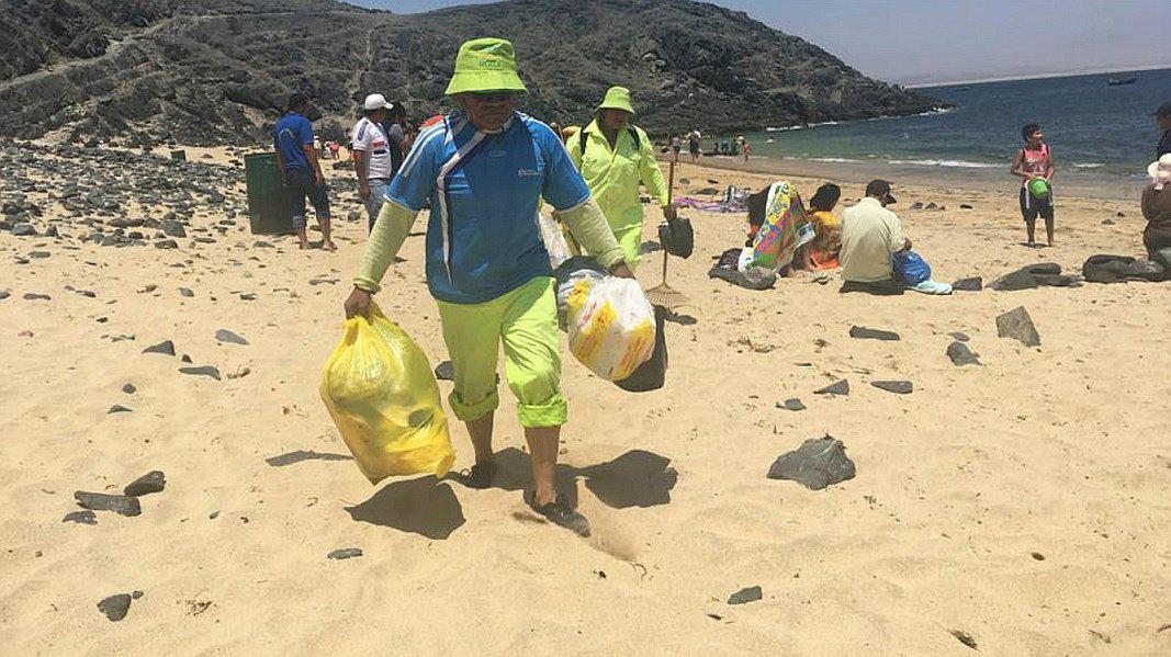 Nuevo Chimbote: Realizan limpieza de la playa Caleta Colorada 