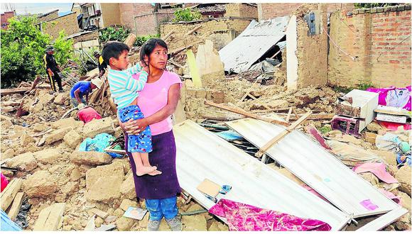 Huancayo: ​Agricultor salta por la ventana de su casa junto a familia para sobrevivir a inundación 