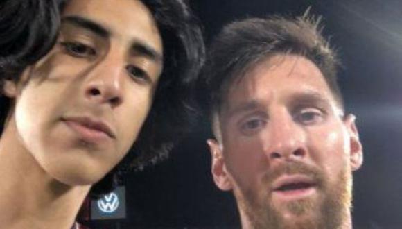 La narración del paraguayo que se tomó una foto con Lionel Messi. (Foto: Twitter de Samir Elizalde)