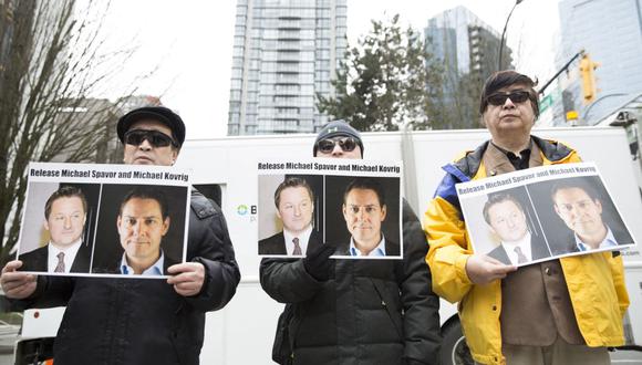 Esta semana, la hija del fundador de Huawei, estuvo en prisión domiciliaria desde el 2018. Al igual que los canadienses que fueron acusados de ser espías. (Foto: Jason Redmond / AFP)