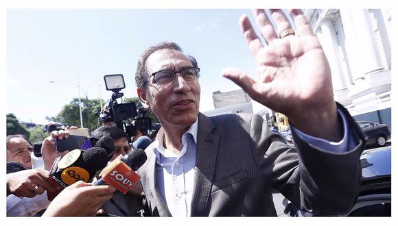 Martín Vizcarra llegó a dialogar, pero fue cercado por profesores en Ayacucho (VIDEO)