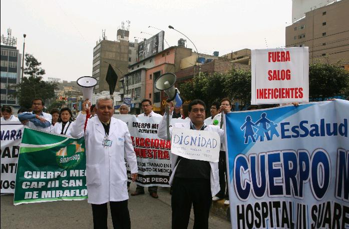 Solución a huelga de Essalud se verá mañana