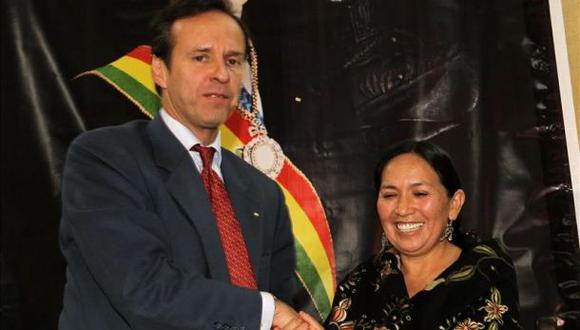 Bolivia: Indígena quechua postulará junto a expresidente Quiroga 