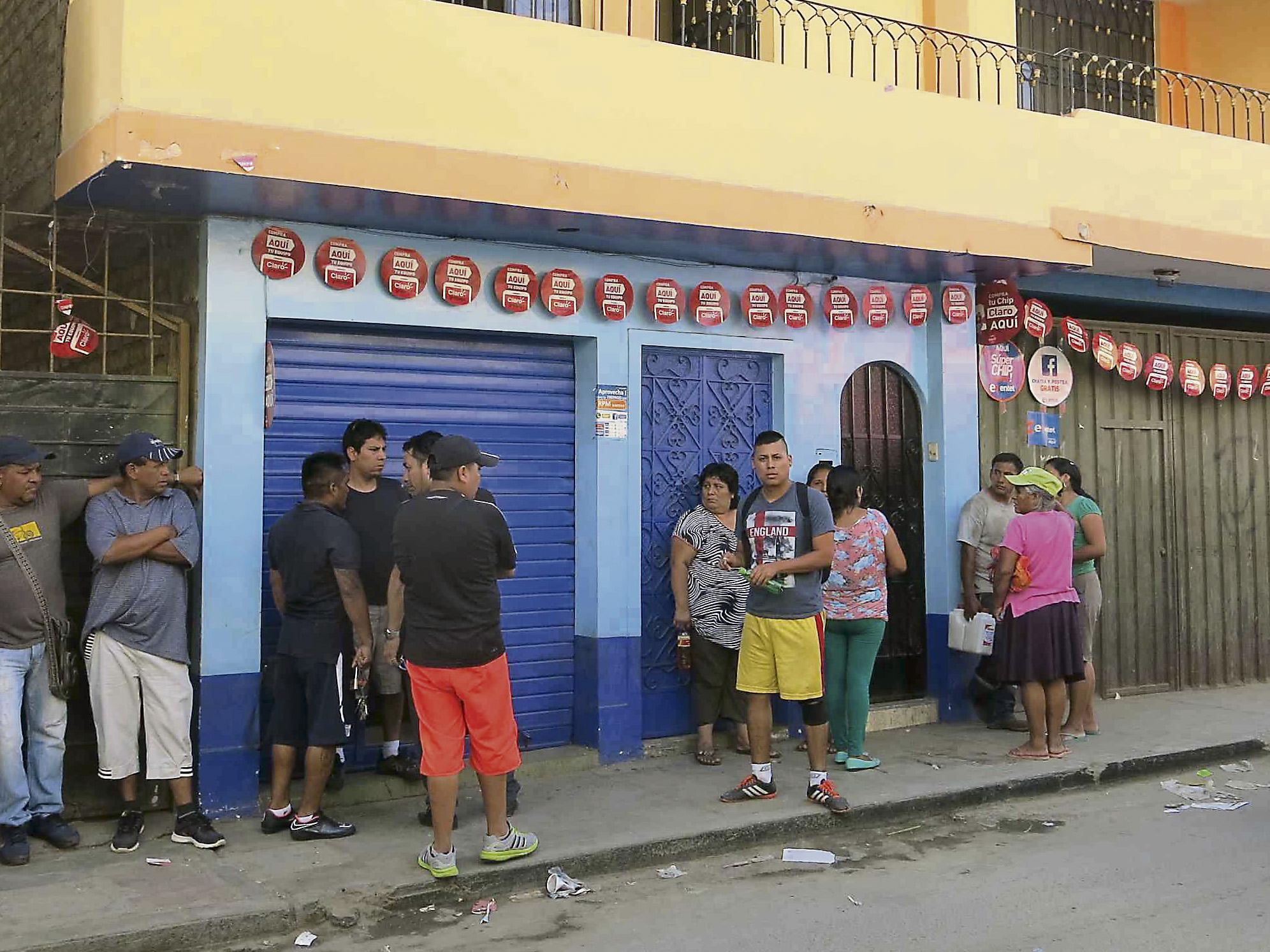 A sangre y fuego asaltan tiendas en  “La Cachina” 