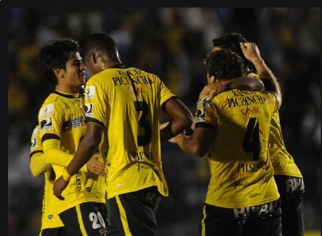 Ecuador sancionó a 21 equipos por incumplimientos laborales