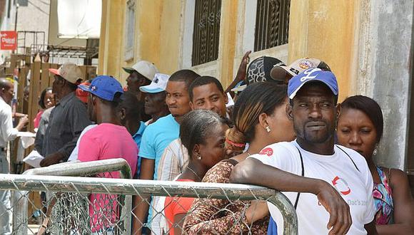 Cientos de africanos y haitianos llegan a México para pedir asilo en EEUU