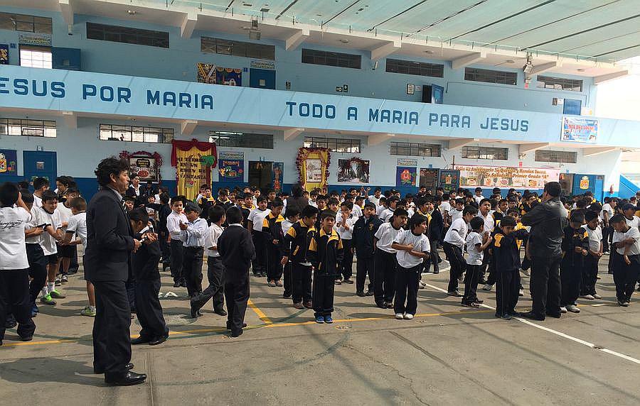 Integrantes de colegios Champagnat y Esperanza Martínez piden obras educativas