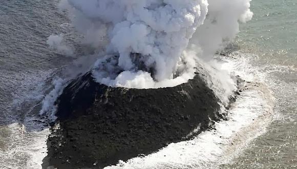 Isla nipona surgida de un volcán podría generar un tsunami