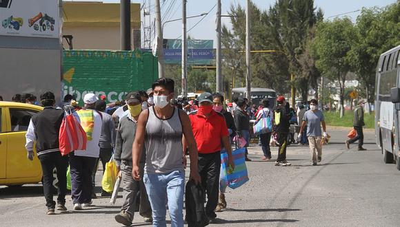 ​De 10 mil inscritos, son 7 mil los que desean salir de Arequipa