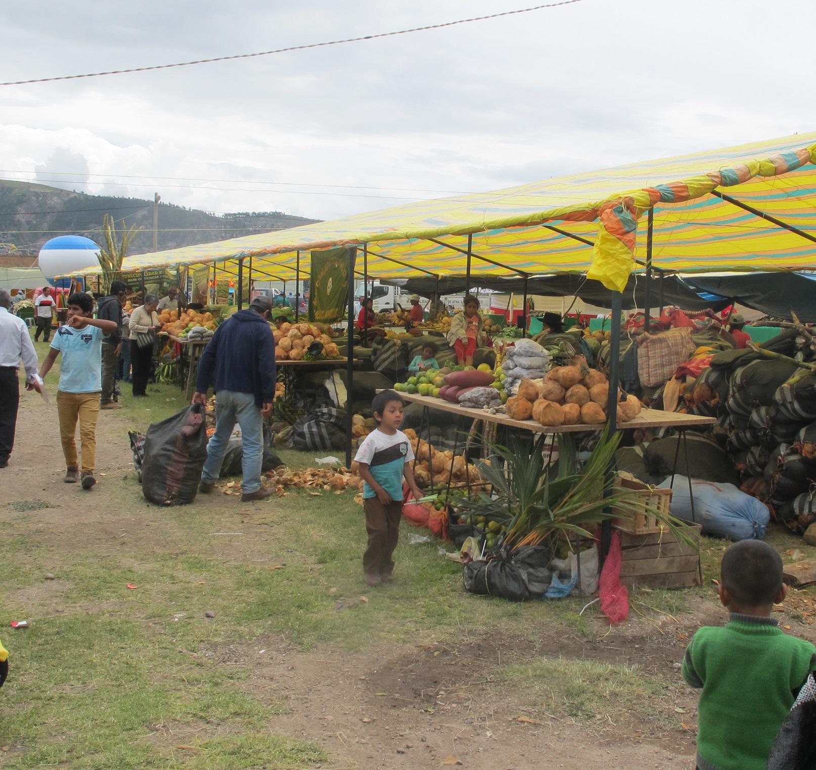 Semana Santa: Inicia feria en Canaán Bajo