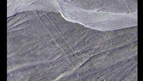 Descubren laberinto circular en líneas de Nazca