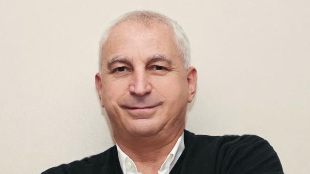 LA HISTORIA SE REPITE, columna de Ricardo Ghibellini H.