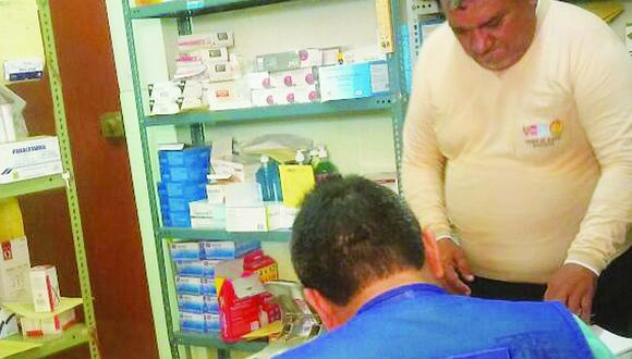 Crisis en centros de salud de Contralmirante Villar