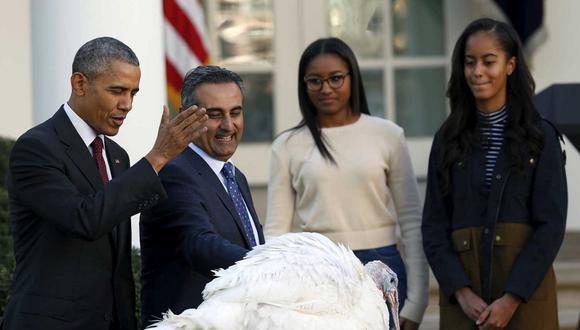 Barack Obama indulta a los pavos 'Honest' y 'Abe', por Día de Acción de Gracias